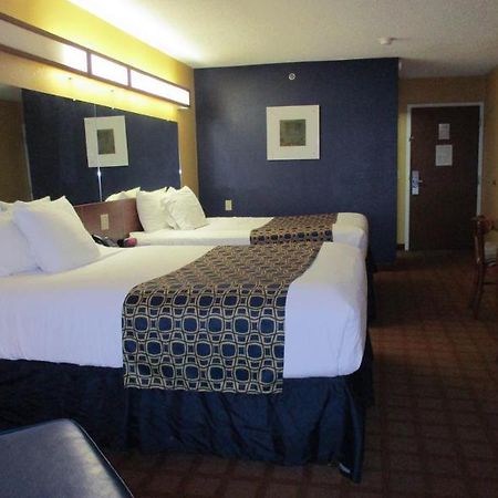 Quality Inn & Suites Watertown Fort Drum Calcium Extérieur photo