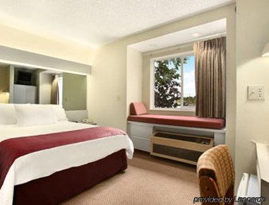 Quality Inn & Suites Watertown Fort Drum Calcium Chambre photo