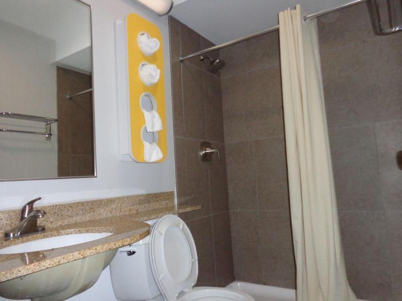 Quality Inn & Suites Watertown Fort Drum Calcium Extérieur photo