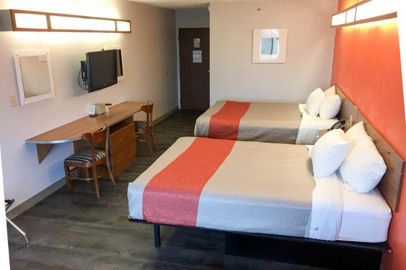 Quality Inn & Suites Watertown Fort Drum Calcium Extérieur photo