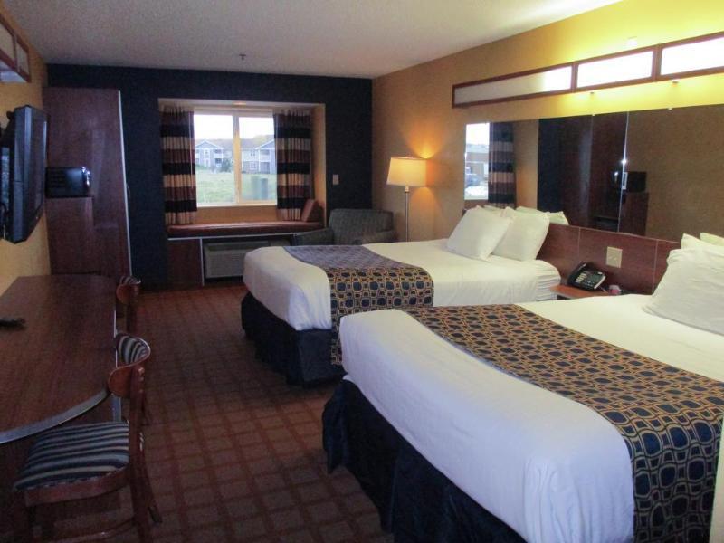 Quality Inn & Suites Watertown Fort Drum Calcium Extérieur photo