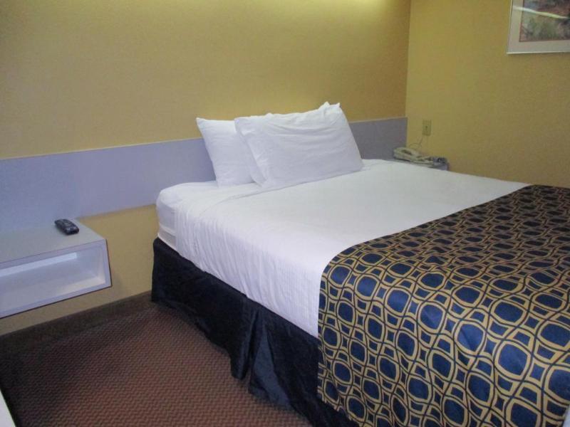 Quality Inn & Suites Watertown Fort Drum Calcium Extérieur photo